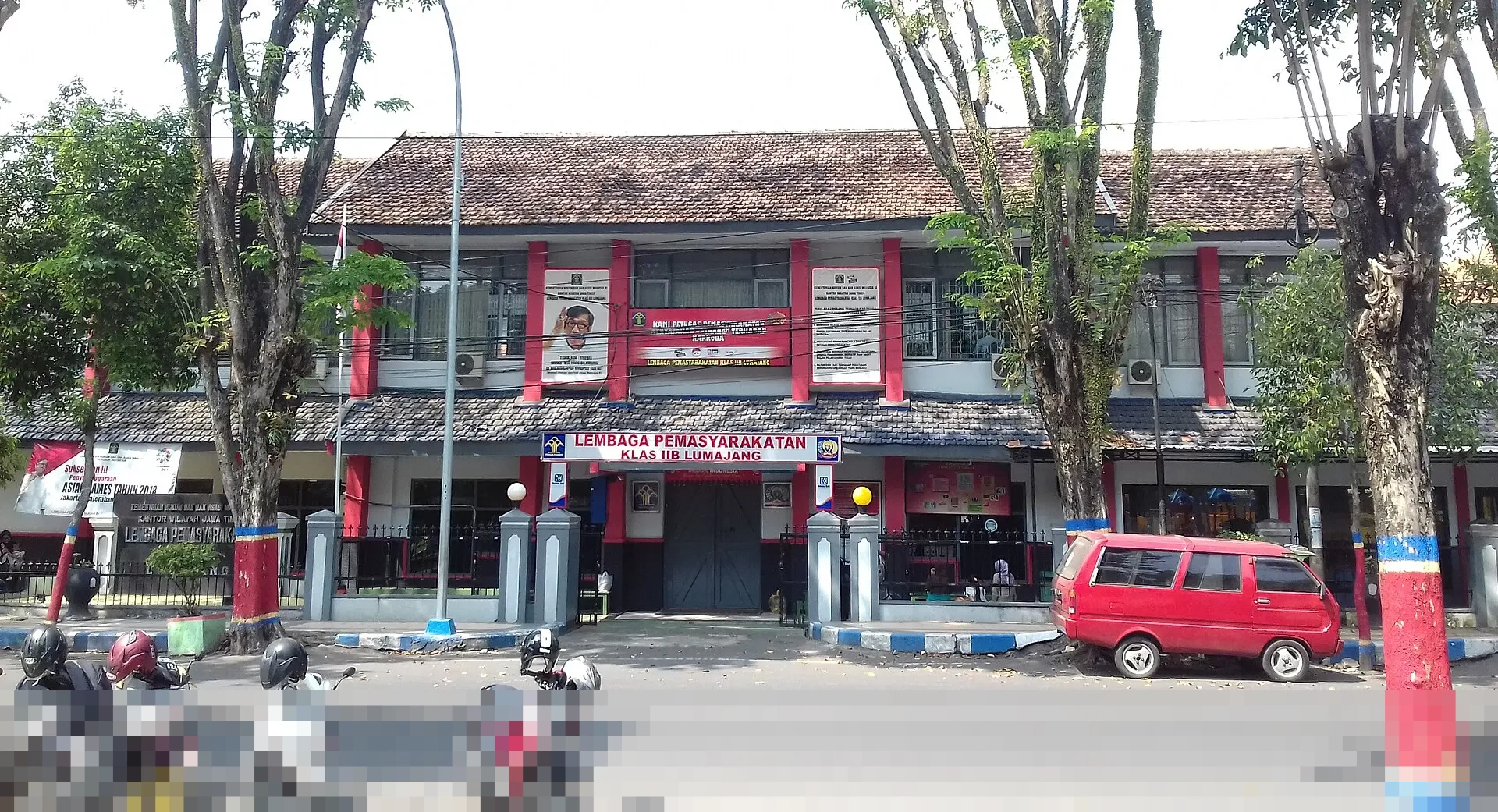 Lapas Besi Nusakambangan Gelar Tes Urin Massal, Tegaskan Komitmen Lingkungan Bebas Narkoba Lapas Besi Nusakambangan Gelar Tes Urin Massal, Tegaskan Komitmen Lingkungan Bebas Narkoba