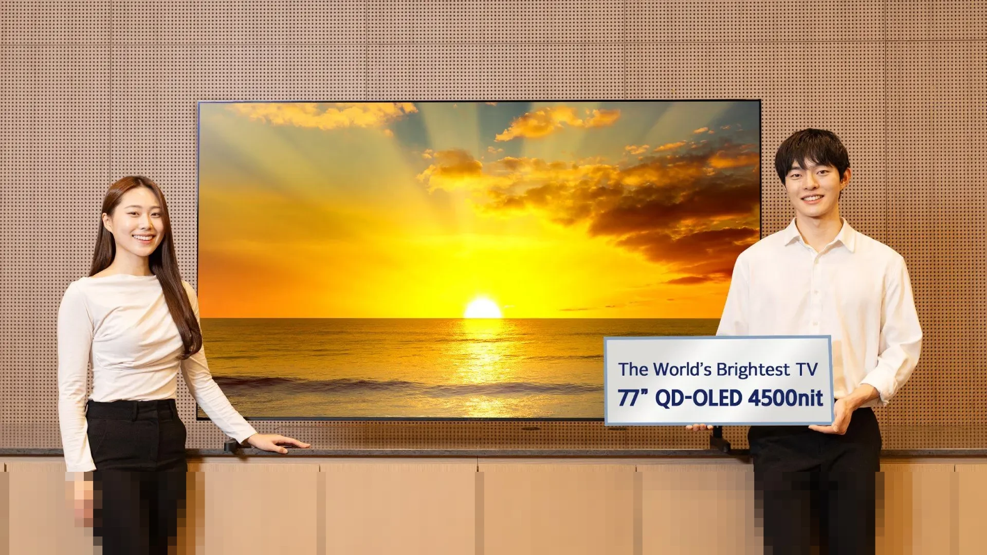LG dan Samsung Umumkan Panel OLED TV 4.500 Nits, Monitor PC Tak Akan Se-Cerah Itu LG dan Samsung Umumkan Panel OLED TV 4.500 Nits, Monitor PC Tak Akan Se-Cerah Itu