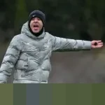 Liam Rosenior: “Mustahil Jadi Manajer Chelsea Tanpa Menjadi Diri Sendiri”, Abaikan Kebisingan Media