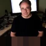 Linus Torvalds Tolak Keras Dokumentasi Khusus AI di Kernel Linux, Sebut Gagasan Itu ‘Bodoh Murni’