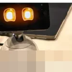 Loona DeskMate Perkenalkan Charger Desktop Revolusioner, Ubah iPhone Jadi Asisten AI Robotik di CES 2026