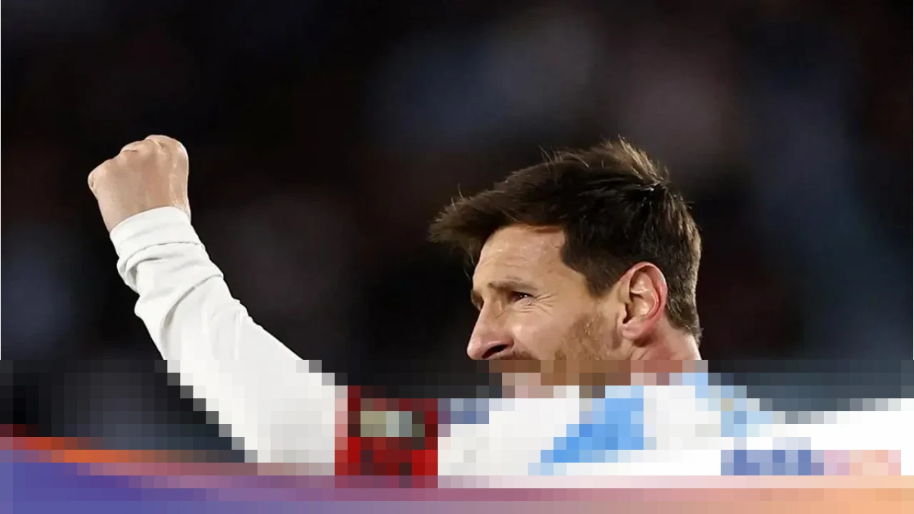 Luis de la Fuente: “Messi Seharusnya Jangan Pensiun, Dia Pemain Fantastis Seperti Ronaldo”