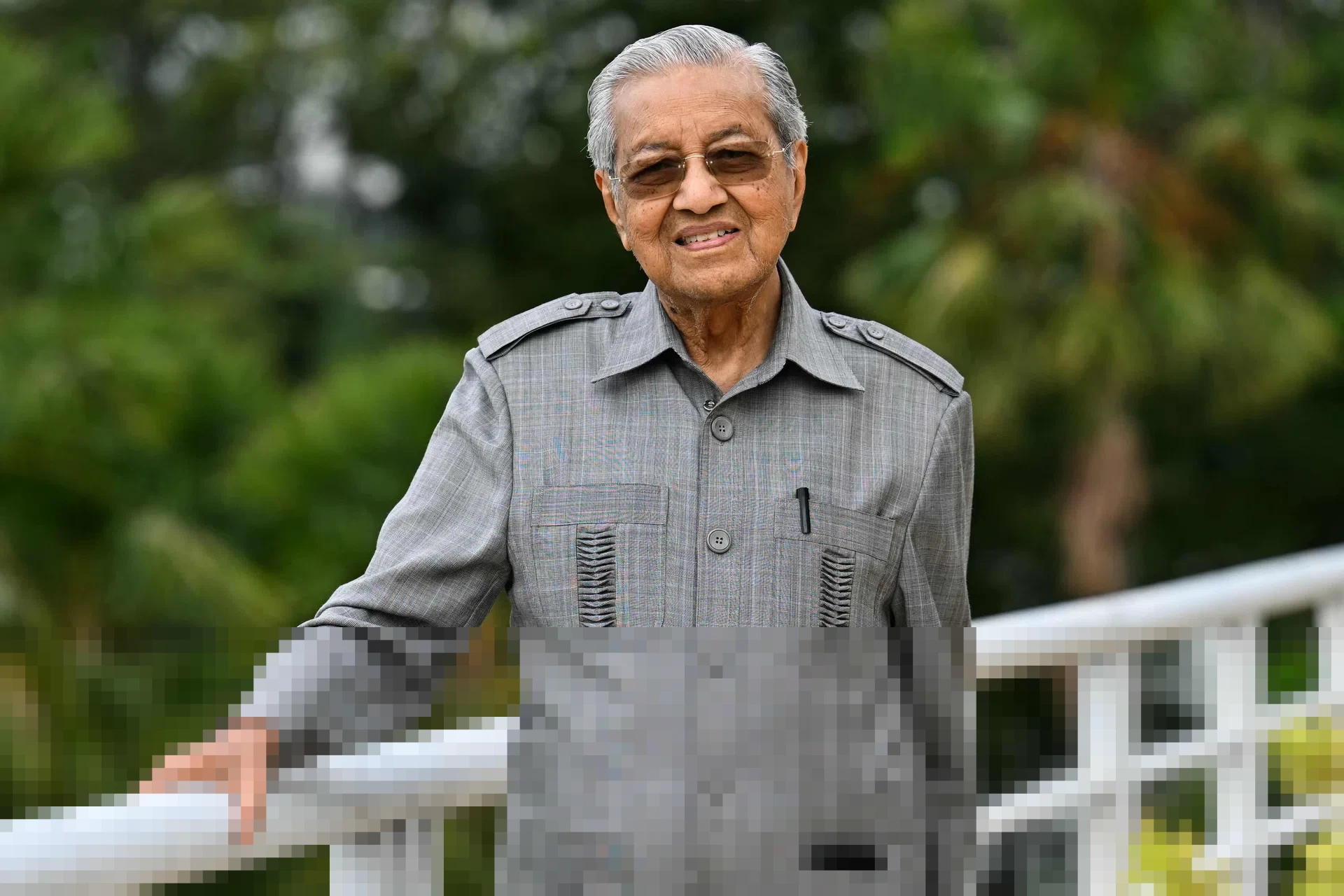 Mahathir Mohamad Dilarikan ke Rumah Sakit di Kuala Lumpur Usai Terjatuh di Kediamannya