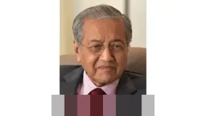 Mahathir Mohamad Dipastikan Tak Jalani Operasi Usai Patah Pinggul, Fokus Rehabilitasi di Usia 100 Tahun