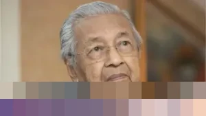 Mahathir Mohamad Patah Tulang Pinggul di Usia Seabad, Keluarga Ungkap Tak Akan Dioperasi