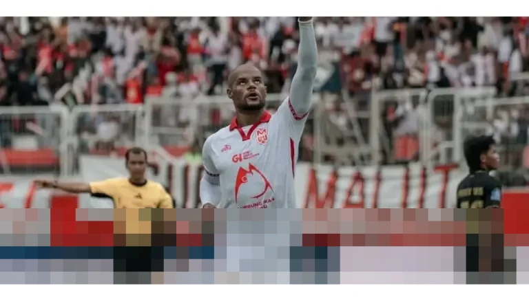 Malut United Tantang PSBS Biak di Laga Pembuka Tahun BRI Super League: Hendri Susilo Minta Fokus Malut United Tantang PSBS Biak di Laga Pembuka Tahun BRI Super League: Hendri Susilo Minta Fokus