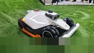 Mammotion Hadirkan LUBA 3 AWD, Robot Pemotong Rumput Flagship dengan Navigasi 3D Presisi Tinggi di CES 2026