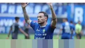 Marc Klok: “Ada Kualitas dan Rivalitas” Jelang Duel Panas Persib Kontra Persija di BRI Super League