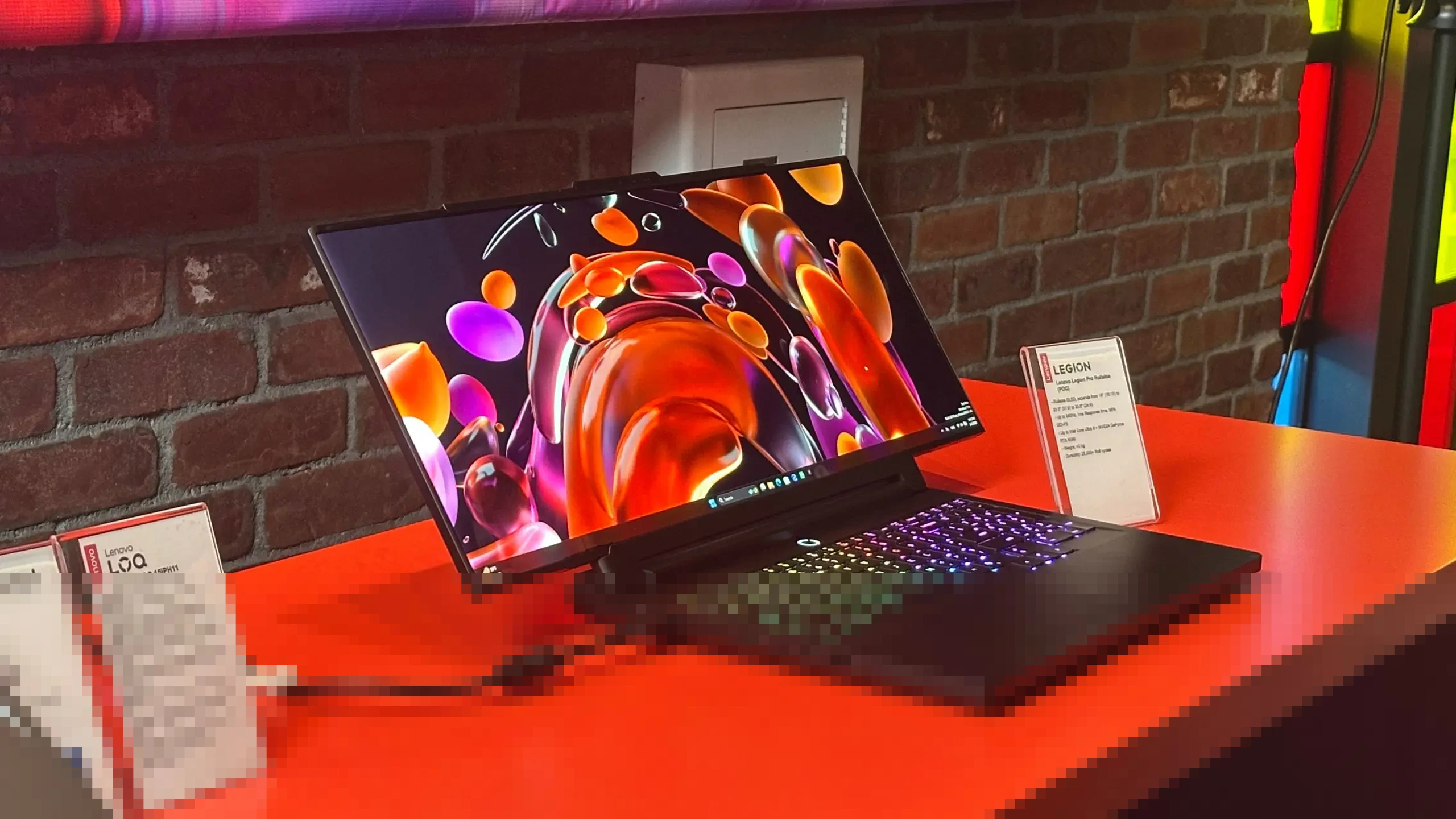 Mencicipi Laptop Gaming Layar Gulung Lenovo Legion Pro: Inovasi Memukau, Namun Akankah Jadi Kebutuhan?
