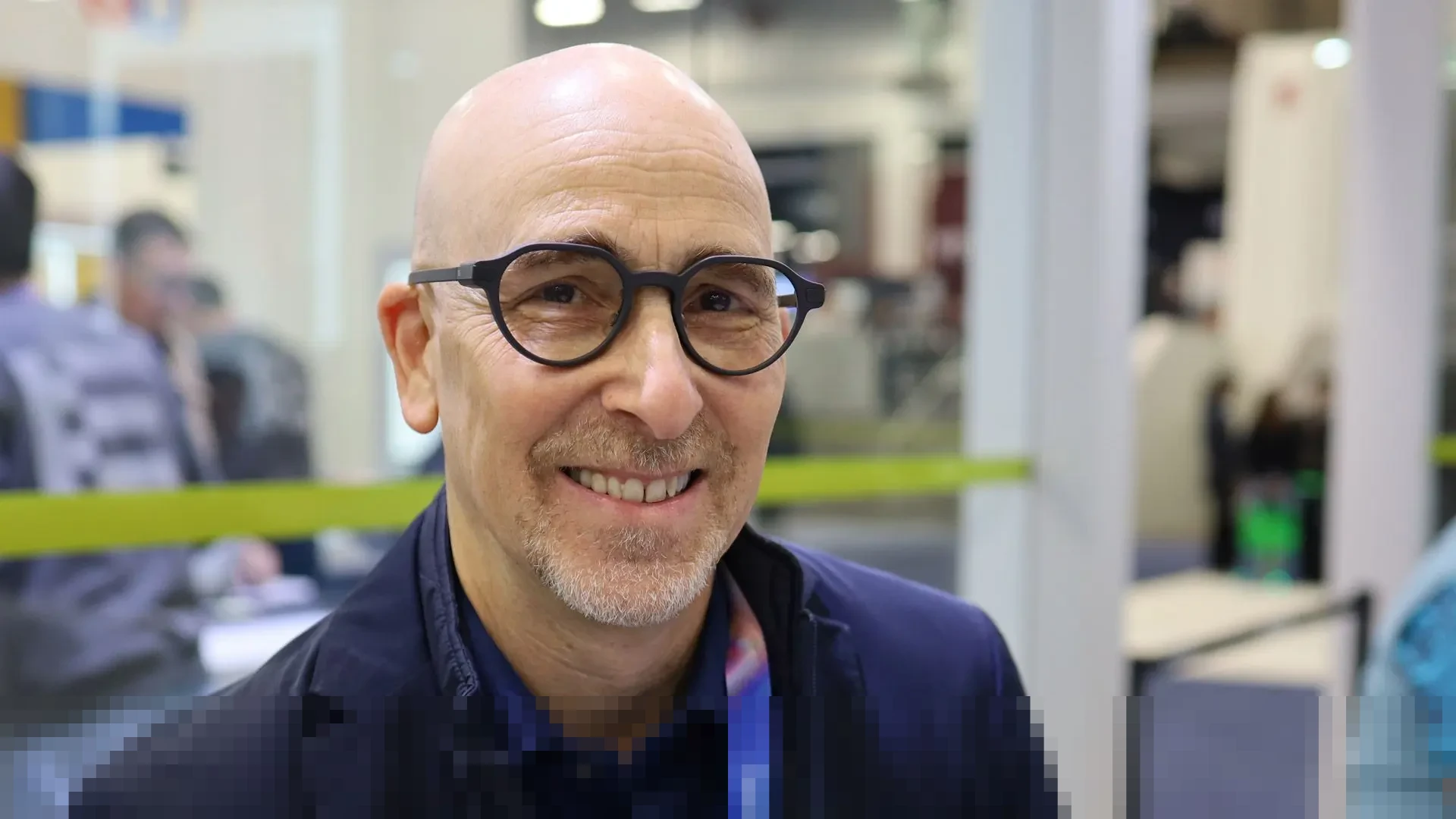 Mencoba Kacamata Pintar Even G2: Desain Minimalis yang Jadi Pelajaran Berharga bagi Meta dan Google