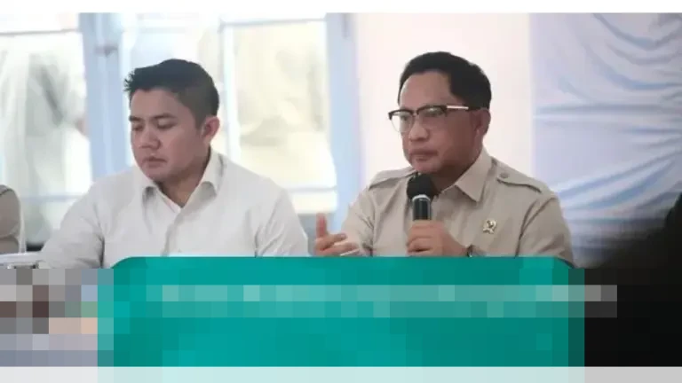 Mendagri Tito Karnavian Dorong Pemda Aceh Optimalkan Keuchik Percepat Pendataan Rumah Rusak Bencana Mendagri Tito Karnavian Dorong Pemda Aceh Optimalkan Keuchik Percepat Pendataan Rumah Rusak Bencana