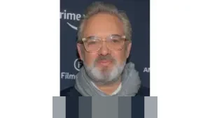 Mendes PDT Yandri Susanto Lepas Bus Esports Desa, Dorong Kreativitas Gamer di Pelosok