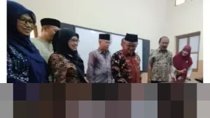 Mendikdasmen Abdul Mu’ti: Setiap Sekolah Akan Miliki Empat Papan Interaktif