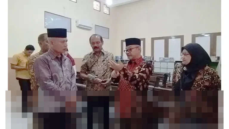 Mendikdasmen Abdul Mu’ti Umumkan Penundaan Tes Kemampuan Akademik SD 2026 hingga April Mendikdasmen Abdul Mu’ti Umumkan Penundaan Tes Kemampuan Akademik SD 2026 hingga April