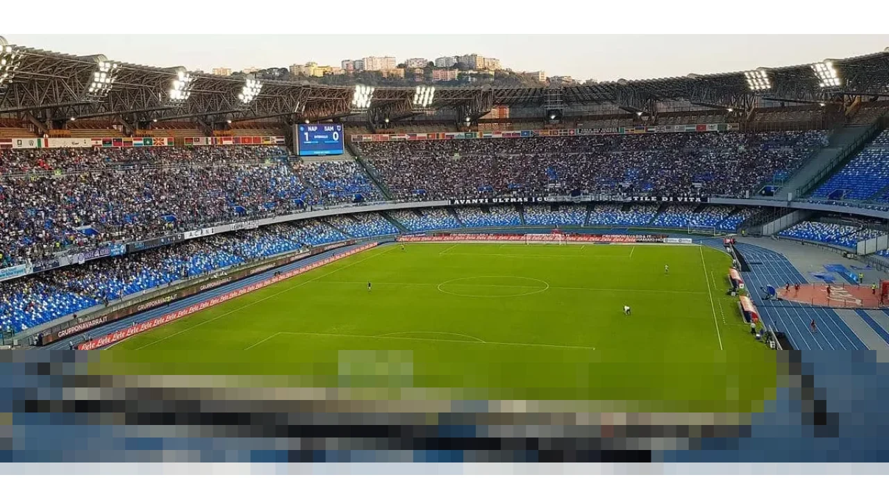 Mengenang Tiga Musim Emas Edinson Cavani: Dari Pemain Pinjaman hingga Raja Gol Napoli Mengenang Tiga Musim Emas Edinson Cavani: Dari Pemain Pinjaman hingga Raja Gol Napoli