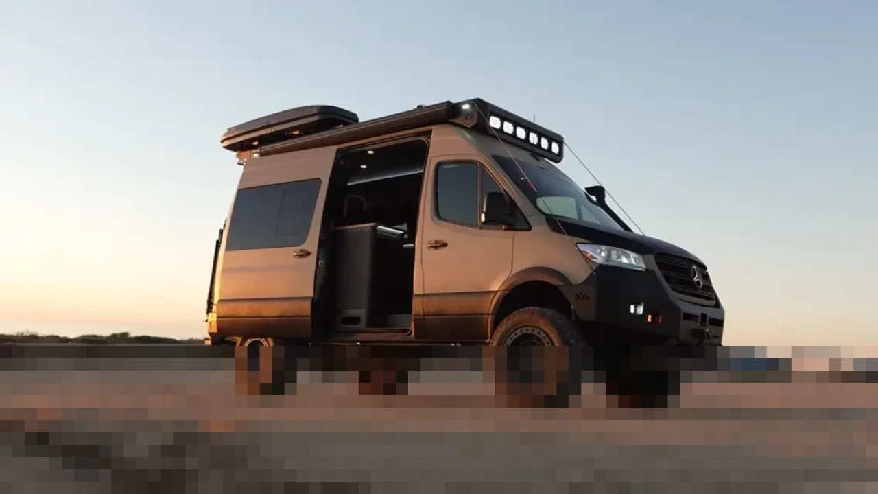 Menjelajahi Batas Kemewahan dan Petualangan: Mercedes-Benz Sprinter Mojave, Camper Van Ultra-Premium Menjelajahi Batas Kemewahan dan Petualangan: Mercedes-Benz Sprinter Mojave, Camper Van Ultra-Premium