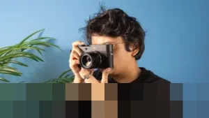 Menjelajahi Leica M EV1 Selama Seminggu: Antara Kekaguman dan Keraguan di Tengah Pesta Natal