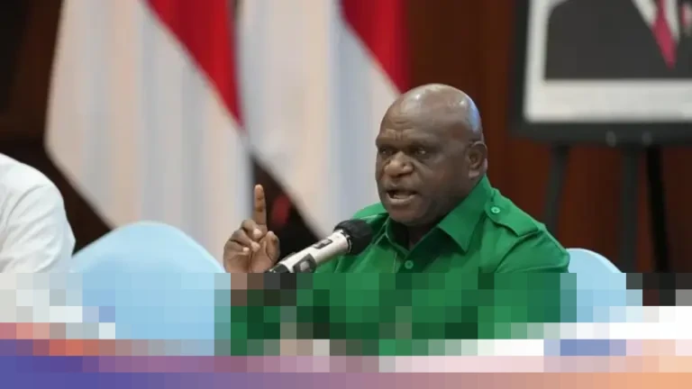 Menteri HAM Natalius Pigai Desak Polisi Usut Tuntas Teror Influencer Pengkritik Penanganan Bencana Menteri HAM Natalius Pigai Desak Polisi Usut Tuntas Teror Influencer Pengkritik Penanganan Bencana