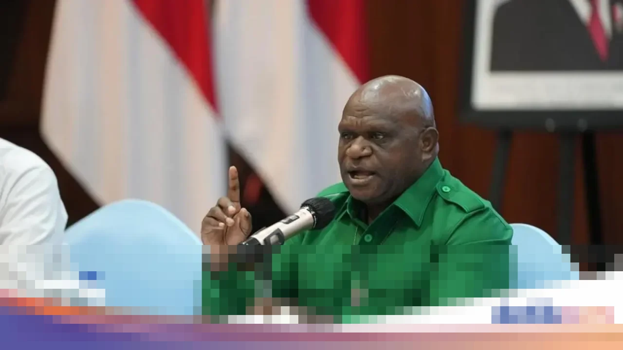Menteri HAM Natalius Pigai Desak Polisi Usut Tuntas Teror Influencer Pengkritik Penanganan Bencana Menteri HAM Natalius Pigai Desak Polisi Usut Tuntas Teror Influencer Pengkritik Penanganan Bencana