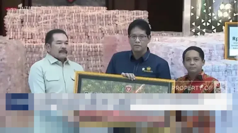 Menteri Keuangan Purbaya Yudhi Sadewa Pertimbangkan Dana Sitaan Kejagung Rp 6,6 T untuk Tambal Defisit APBN Menteri Keuangan Purbaya Yudhi Sadewa Pertimbangkan Dana Sitaan Kejagung Rp 6,6 T untuk Tambal Defisit APBN