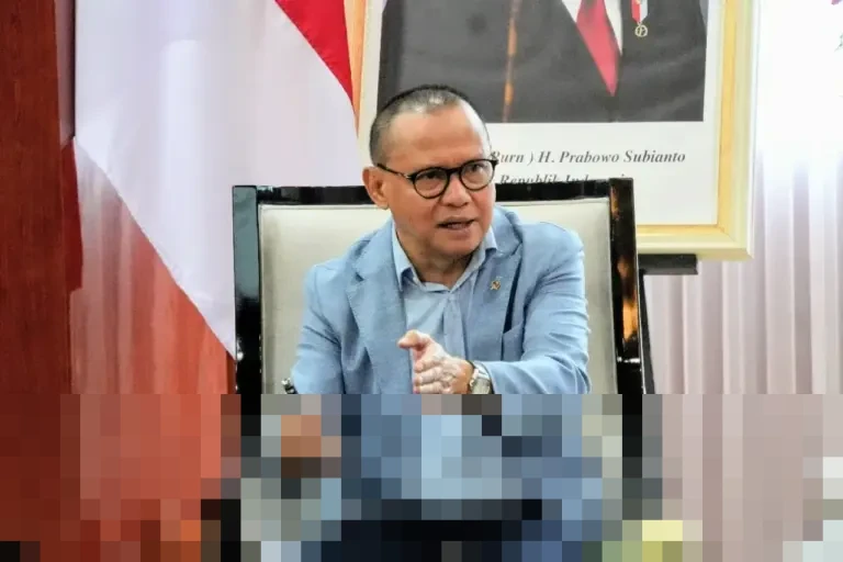 Menteri P2MI Mukhtarudin Tegaskan: “Surat Pernyataan Sindikat TPPO untuk Sandera PMI Ilegal!” Menteri P2MI Mukhtarudin Tegaskan: “Surat Pernyataan Sindikat TPPO untuk Sandera PMI Ilegal!”