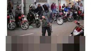 Milisi Bersenjata Venezuela Periksa Ponsel Warga di Caracas, Redam Perayaan Penggulingan Maduro