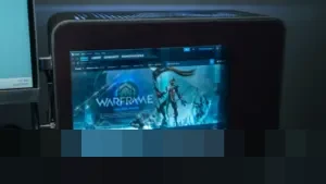 Mini PC AquaTouch Integrasikan Layar Sentuh Transparan 10,4 Inci, Didukung Ryzen 9 dan RTX 50 Series