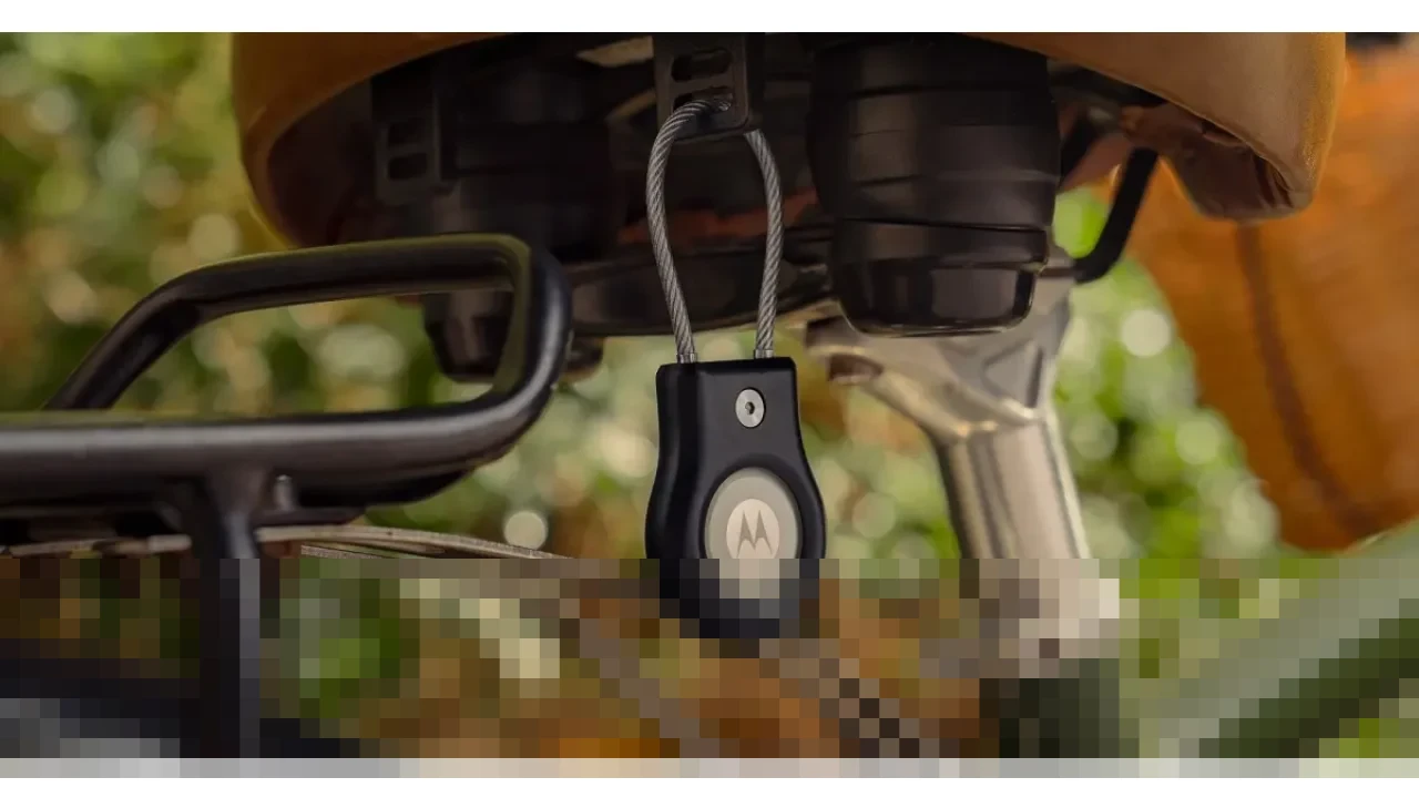 Motorola Perkenalkan Moto Tag 2 di CES 2026, Usung Daya Tahan Baterai Lebih dari Setahun