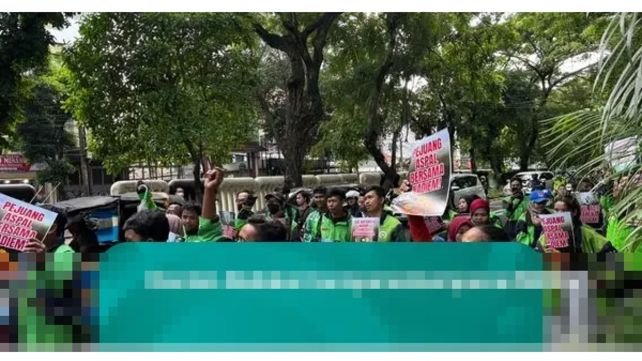 Nadiem Makarim Didakwa Korupsi Rp 2,18 Triliun, Sidang Perdana Diwarnai Dukungan Ojol