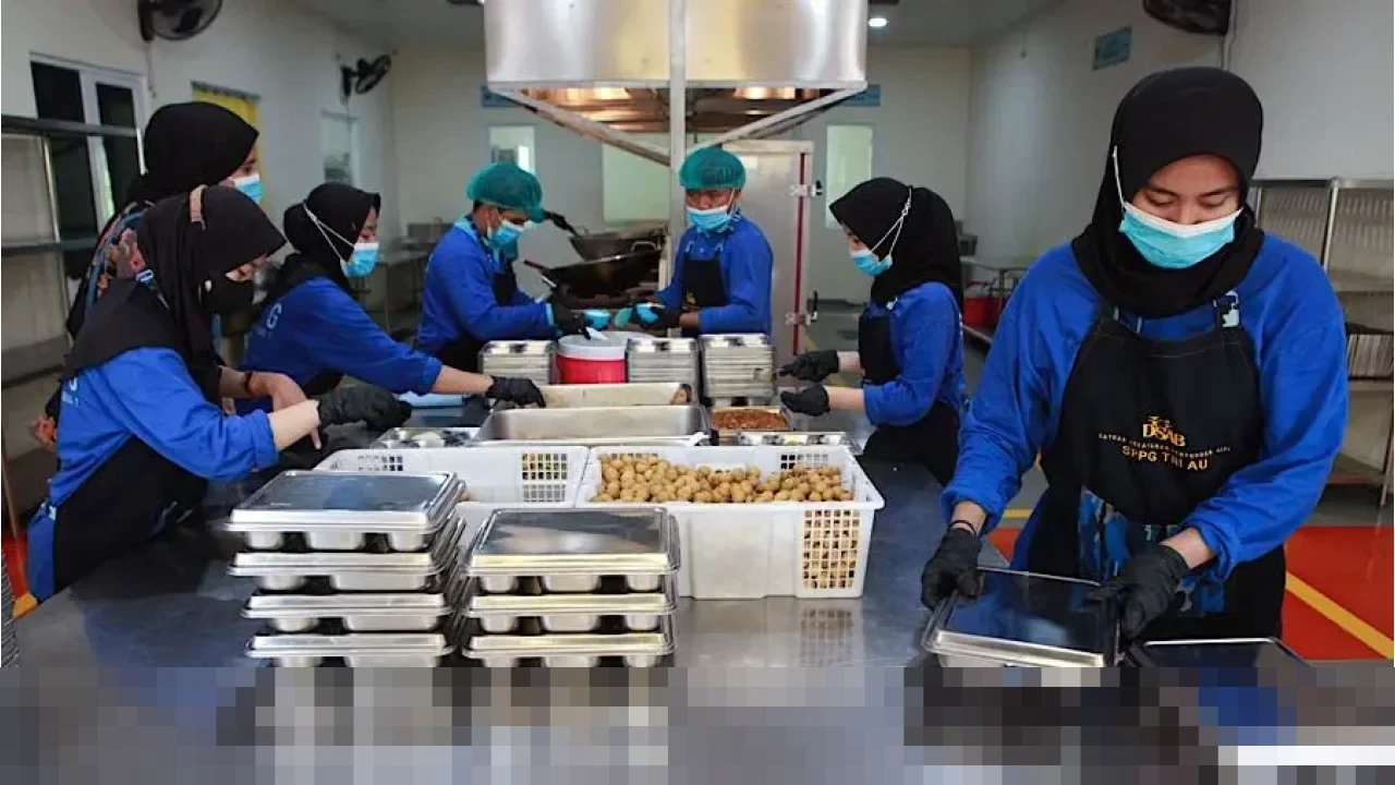 Nanik S Deyang: “Telur Diganti Ikan di Menu MBG Ramadan Antisipasi Kenaikan Harga”