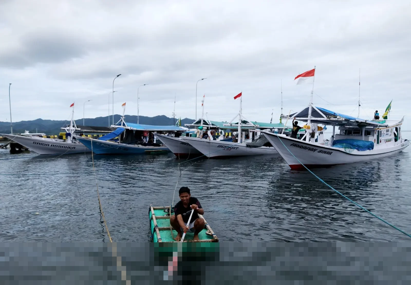 Nelayan Mamuju Terpaksa Tidak Melaut Dua Pekan Akibat Gelombang Tinggi dan Angin Kencang