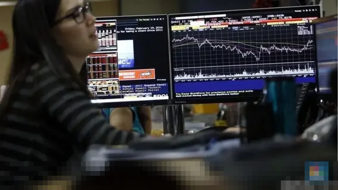 OJK Tanggapi Optimisme Purbaya, Sebut IHSG 10.000 Butuh Fundamental Kuat dan Investor Domestik