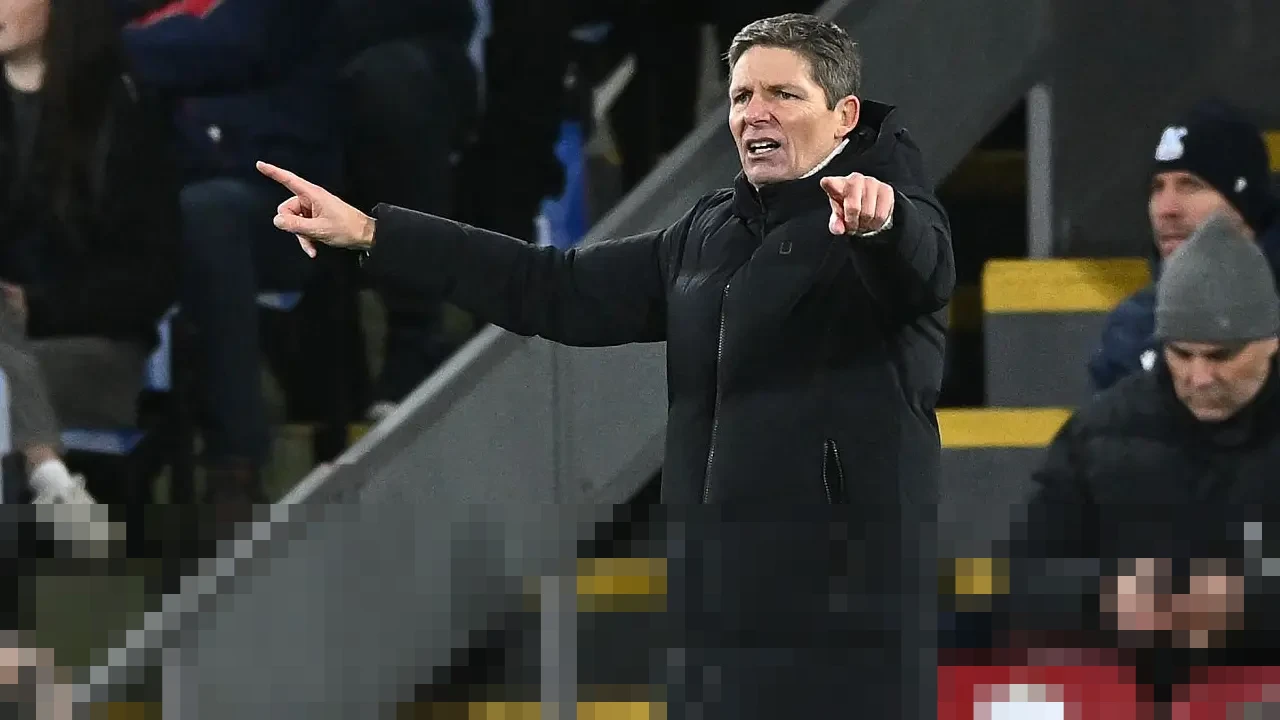 Oliver Glasner: “Kami dalam Mode Bertahan Hidup,” Puji Perjuangan Crystal Palace Usai Imbang Lawan Fulham