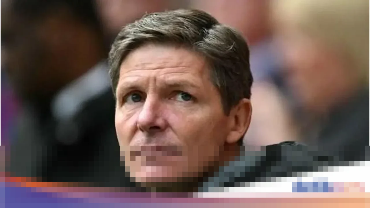 Oliver Glasner Tegas: Tak Mau Dikaitkan dengan Kursi Panas Manajer Manchester United