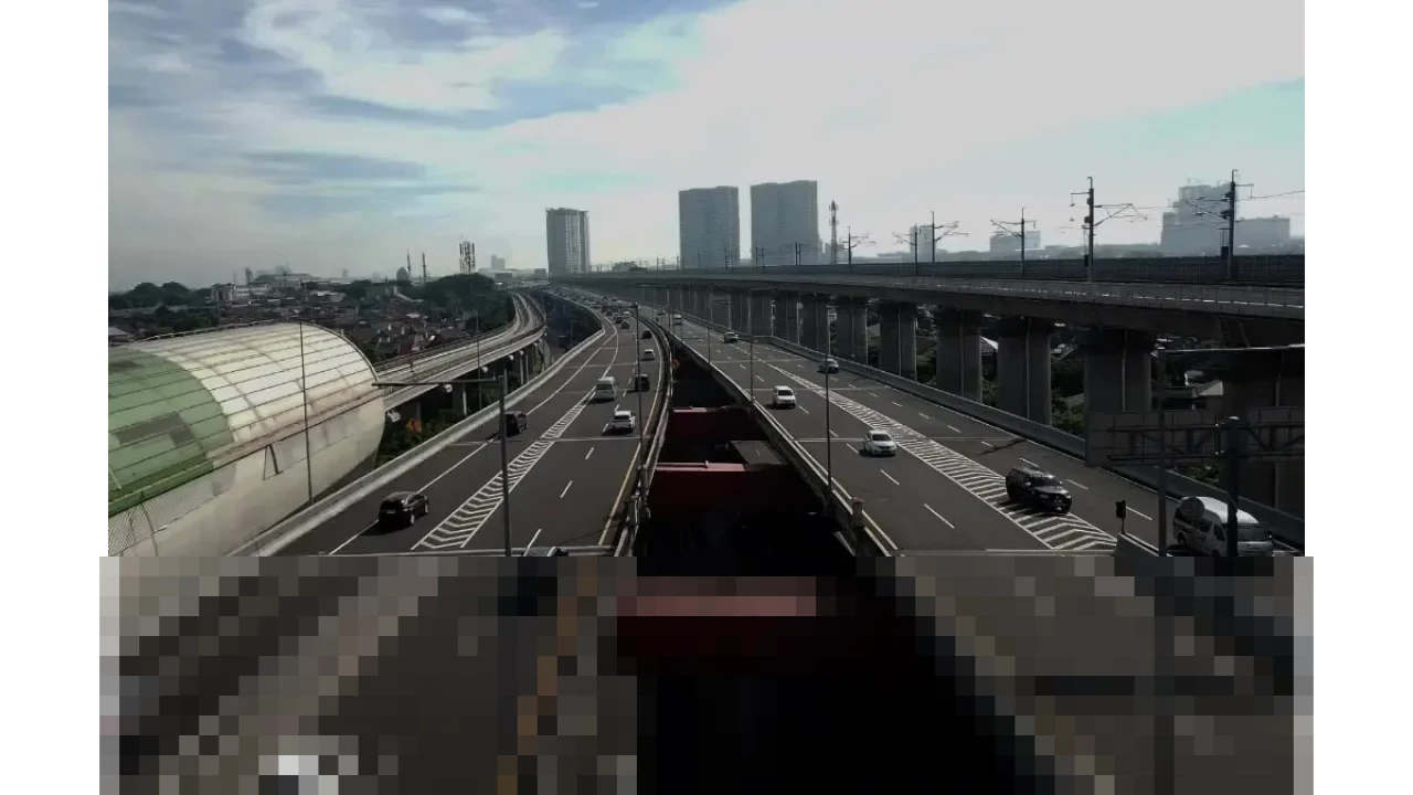 Panduan Aman Hadapi Pengemudi Lambat di Jalur Cepat Tol: Hindari Konflik dan Jaga Keselamatan Panduan Aman Hadapi Pengemudi Lambat di Jalur Cepat Tol: Hindari Konflik dan Jaga Keselamatan