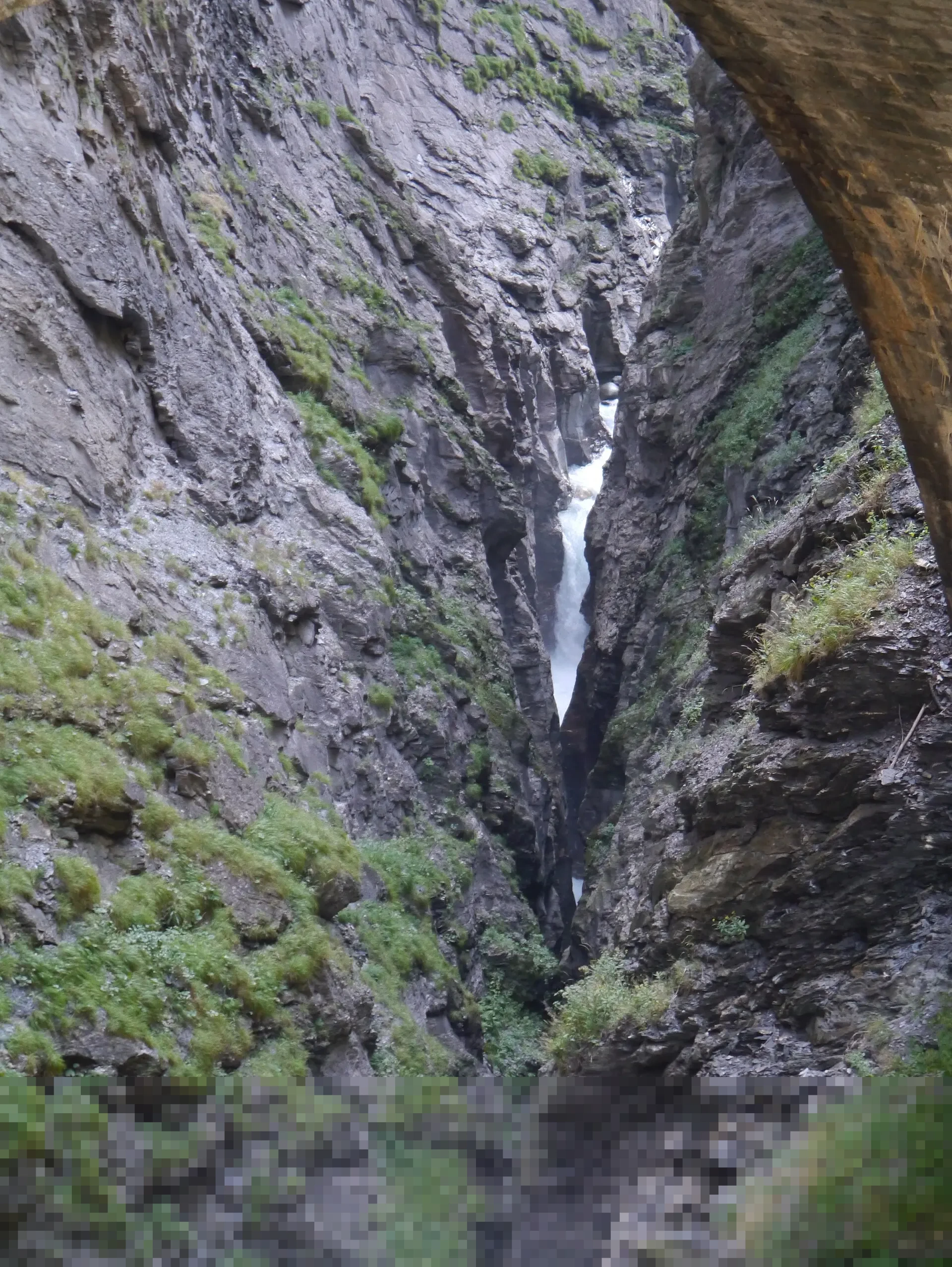 Panduan Menulis Cerita Liburan Sekolah Bersama Keluarga: Inspirasi untuk Tugas Bahasa Indonesia Siswa