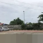 Parkiran Informal Menjamur di Luar Stasiun Cikarang, Pengguna Pilih Praktis Meski Minim Fasilitas