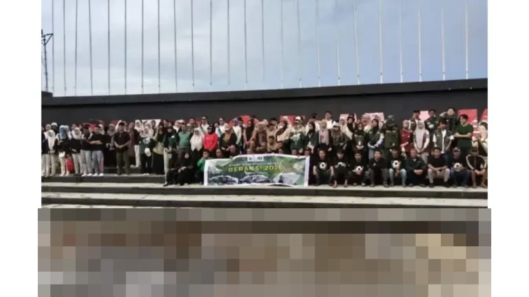 Pasca-Tahun Baru 2026, Pemkot Makassar Ajak Komunitas Bersihkan Pantai dan Gaungkan Generasi Hijau