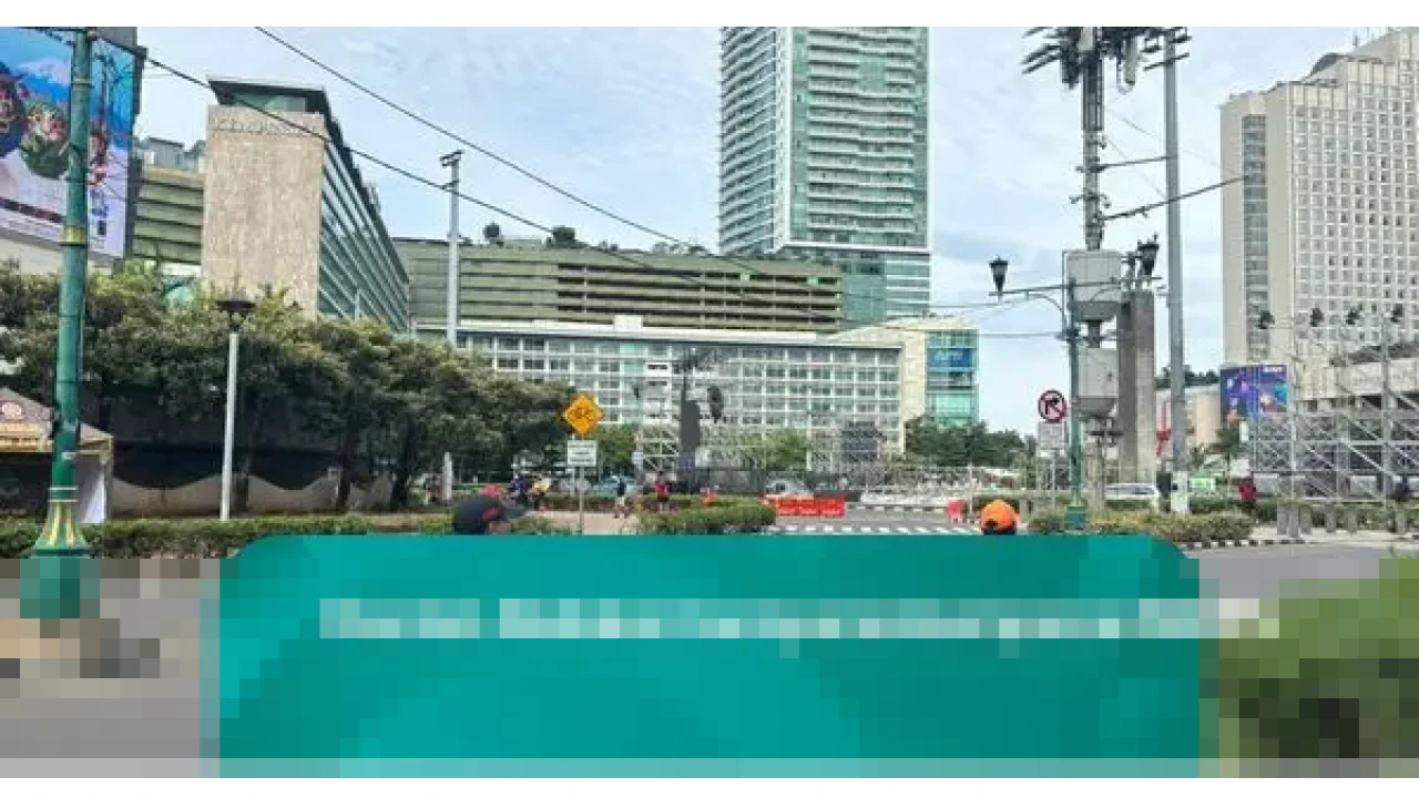 Pasukan Oranye DKI Jakarta Tuntaskan Pembersihan Sampah Malam Tahun Baru Sebelum Subuh