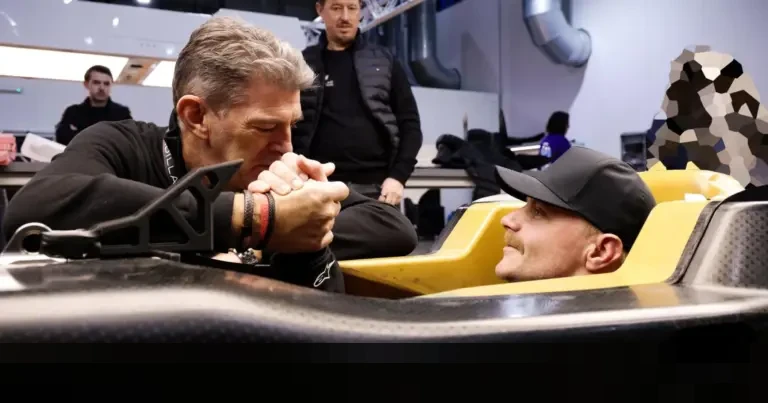 Pat Symonds: “Menjadi tim pelanggan bukanlah cara untuk memenangkan kejuaraan dunia.”