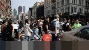 PBB: Pertumbuhan Ekonomi Global Melambat ke 2,7% di 2026, Tarif Trump Jadi Pemicu Utama