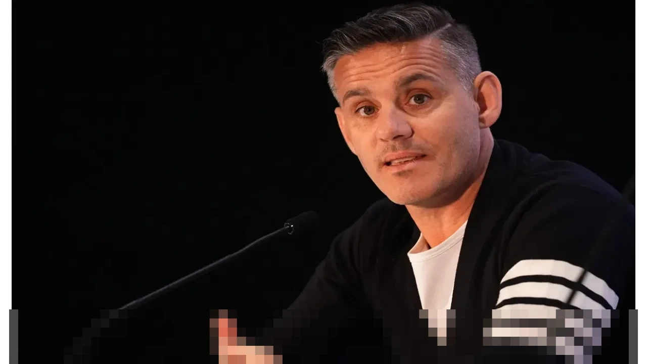 Pelatih Baru Timnas Indonesia John Herdman Tiba di Jakarta, Siap Diperkenalkan Publik Senin Ini Pelatih Baru Timnas Indonesia John Herdman Tiba di Jakarta, Siap Diperkenalkan Publik Senin Ini