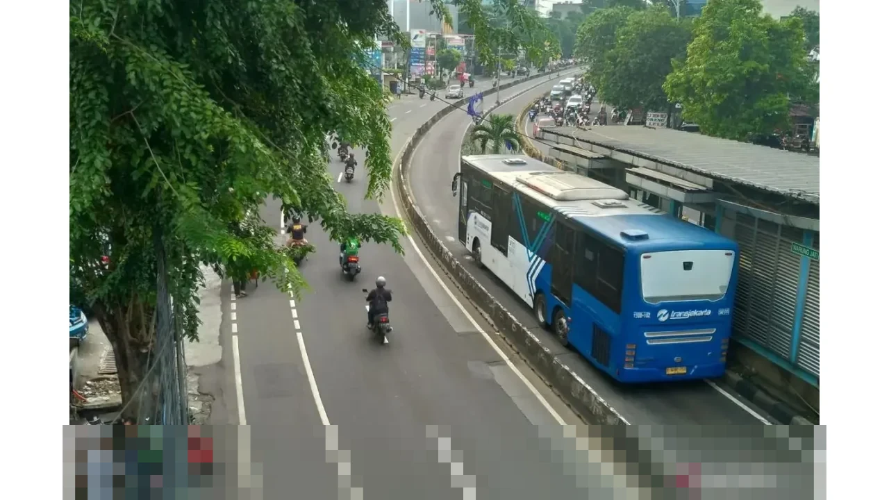 Pemerintah Pusat Minta Penundaan Kenaikan Tarif Transjakarta, Jaga Daya Beli Masyarakat Jadi Prioritas Utama
