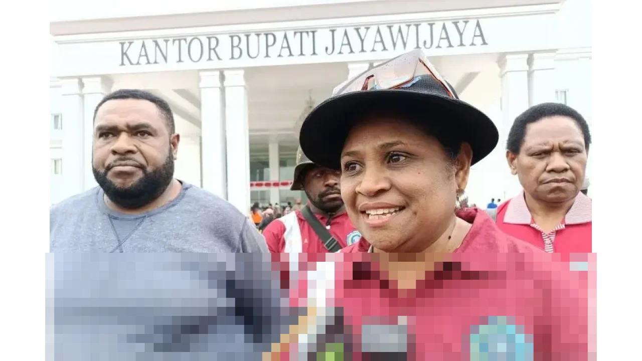 Pemkab Jayawijaya Ingatkan Warga: Pilah Sampah, Jaga Lingkungan di Musim Hujan Pemkab Jayawijaya Ingatkan Warga: Pilah Sampah, Jaga Lingkungan di Musim Hujan