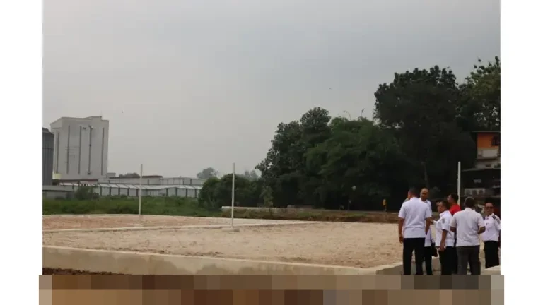 Pemkot Bekasi Bangun Lapangan Voli Pasir di Bantargebang, Matangkan Persiapan Porprov Jabar XV Pemkot Bekasi Bangun Lapangan Voli Pasir di Bantargebang, Matangkan Persiapan Porprov Jabar XV