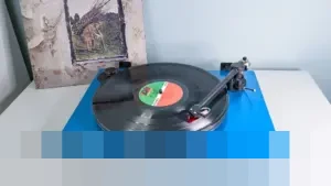 Pengalaman Pertama Memiliki Turntable: Tiga Pelajaran Berharga untuk Kolektor Vinyl Pemula