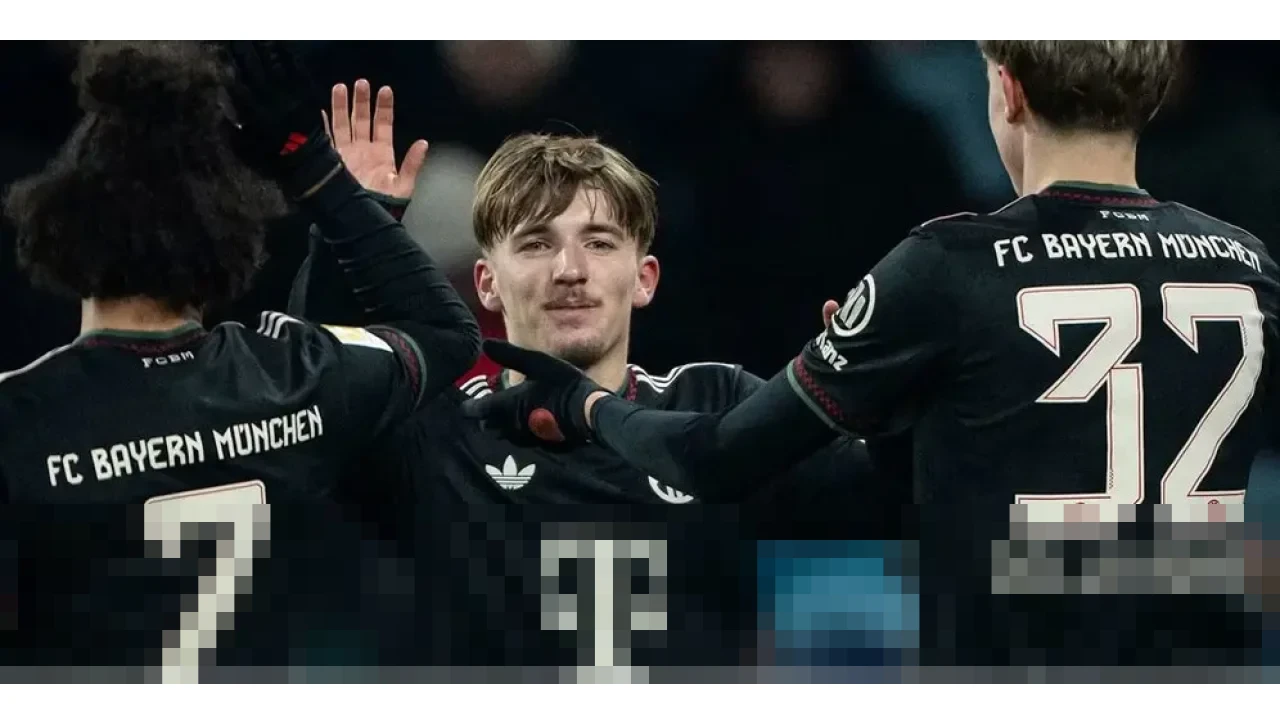 Pesta Gol Bayern Munchen di Salzburg: Lennart Karl Bersinar Tanpa Neuer dan Kimmich