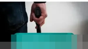 Petugas Imigrasi AS Tembak Mati Wanita yang Diduga Coba Tabrak Petugas di Minneapolis Saat Protes Imigrasi