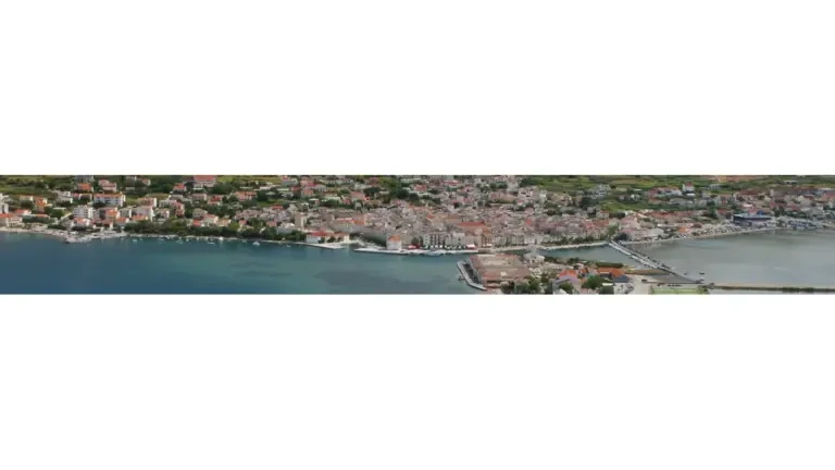 Polisi: Perusahaan Tak Masalah Warga Ambil Minyak Tumpah dari Truk CPO Terguling di Deli Serdang Polisi: Perusahaan Tak Masalah Warga Ambil Minyak Tumpah dari Truk CPO Terguling di Deli Serdang