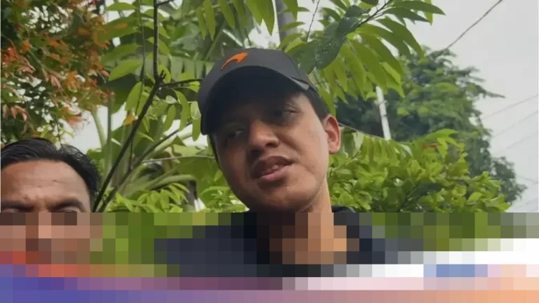 Polisi Ungkap Kondisi Jasad Sekeluarga di Jakut: Tubuh Melepuh dan Mulut Berbusa Polisi Ungkap Kondisi Jasad Sekeluarga di Jakut: Tubuh Melepuh dan Mulut Berbusa